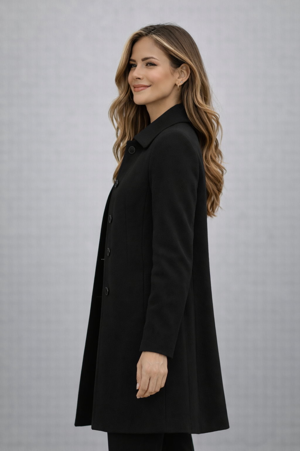 Elegant women's coat